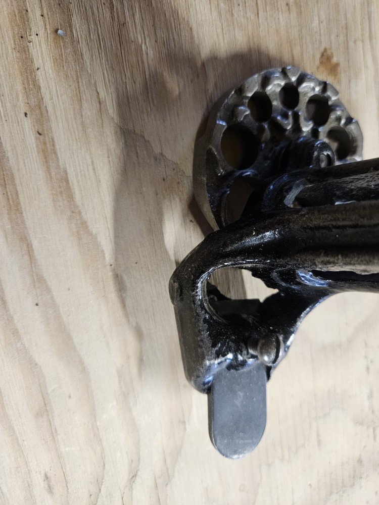 Antique Woodworking Dowel Making Machine