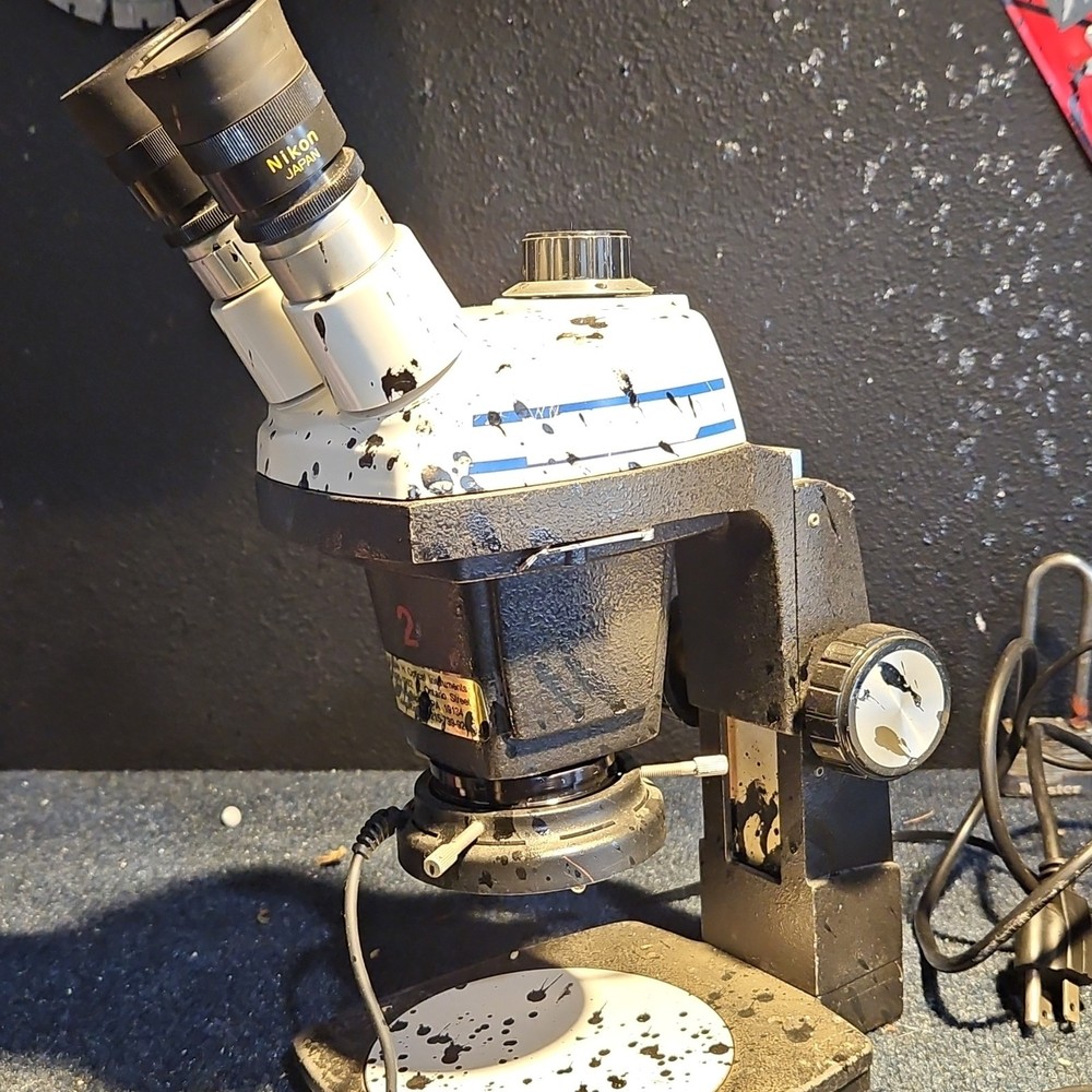 Nikon Binocular Stereo Upright Microscope with LW Scientific Dimmer Control