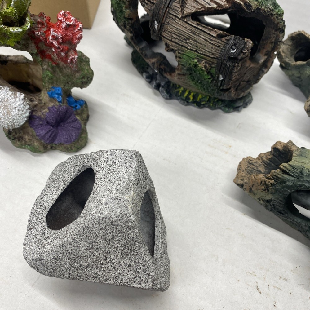 Aquarium Decor Several Pieces SLC-573