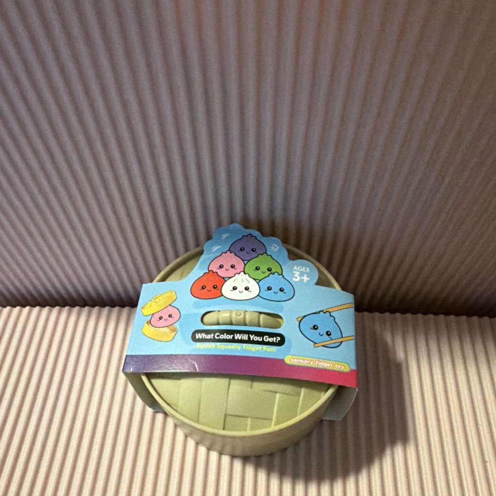 Viral Squish squashy dumpling fidget toy