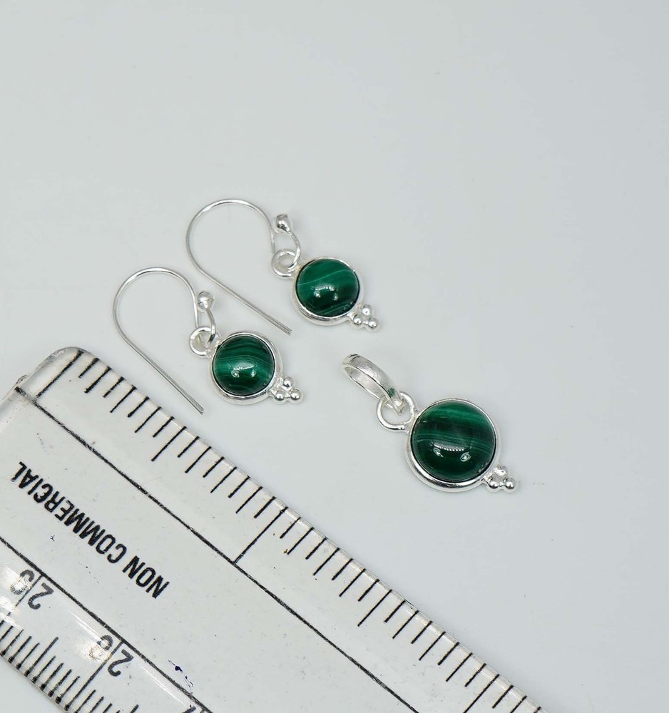 925 Solid Sterling Silver Green Malachite Hook Earring Pendant Set