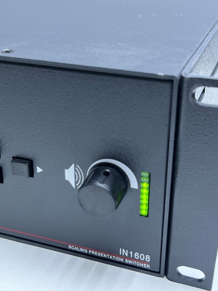 Extron IN1608 SA Scaling Presentation Switcher