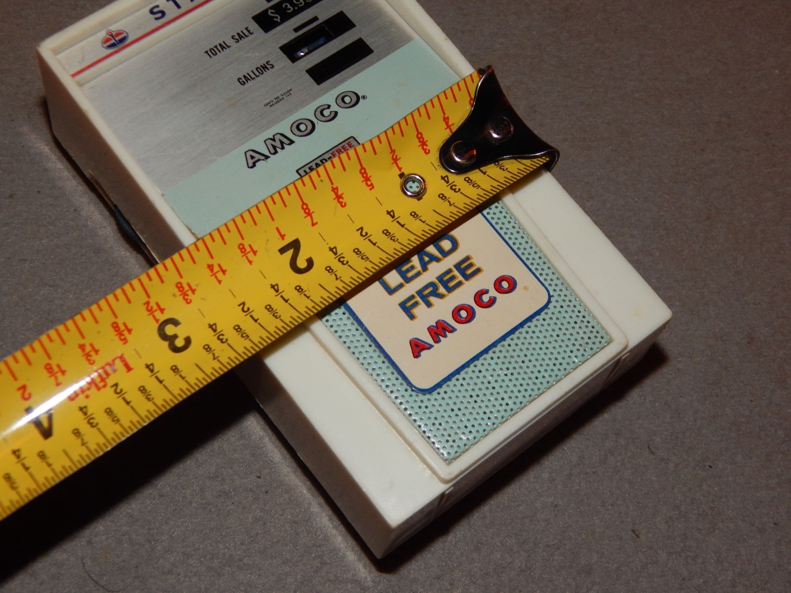 Vintage Standard Amoco Gas Pump AM Transistor Radio Parts Estate Find