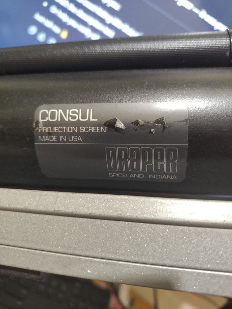 Draper Consul Projection Screen