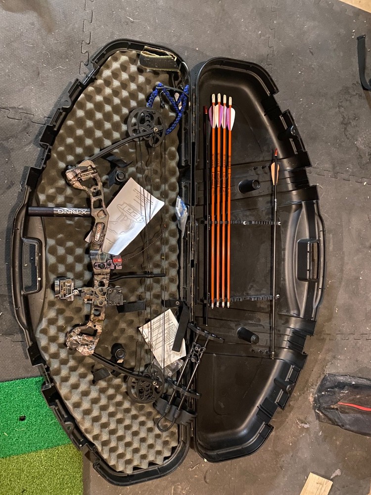 Barnett Vortex Youth Compound Bow -Used