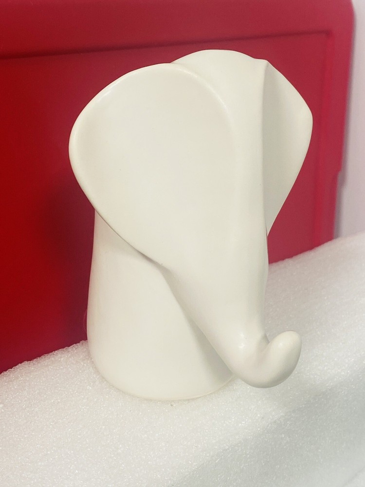 Isaac Jacobs Elephant Makeup Brush Holder Multi Purpose Cup White Ceramic NWT 5”