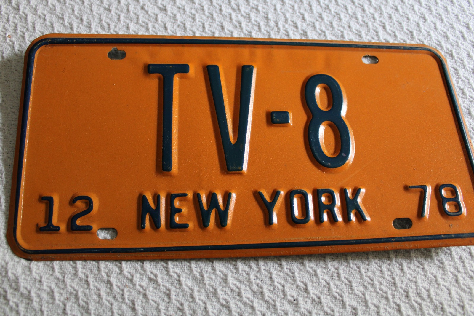 COLLECTION OF (9) NEWS/MEDIA/TV/RADIO PRESS LICENSE PLATES FROM VARIOUS STATES
