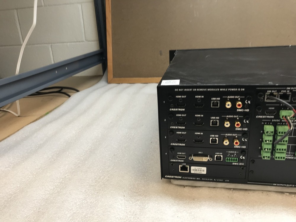 Crestron Universal Digital Media Switcher DM-MD8X8 Tested & Functional