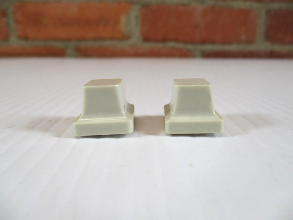 Gray Push Button Knobs Plastic Radio Record Player Amplifier Lot of 2