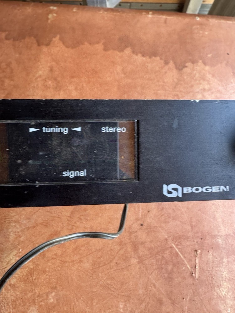 Bogen TP-100A Digital Tuner Powers On