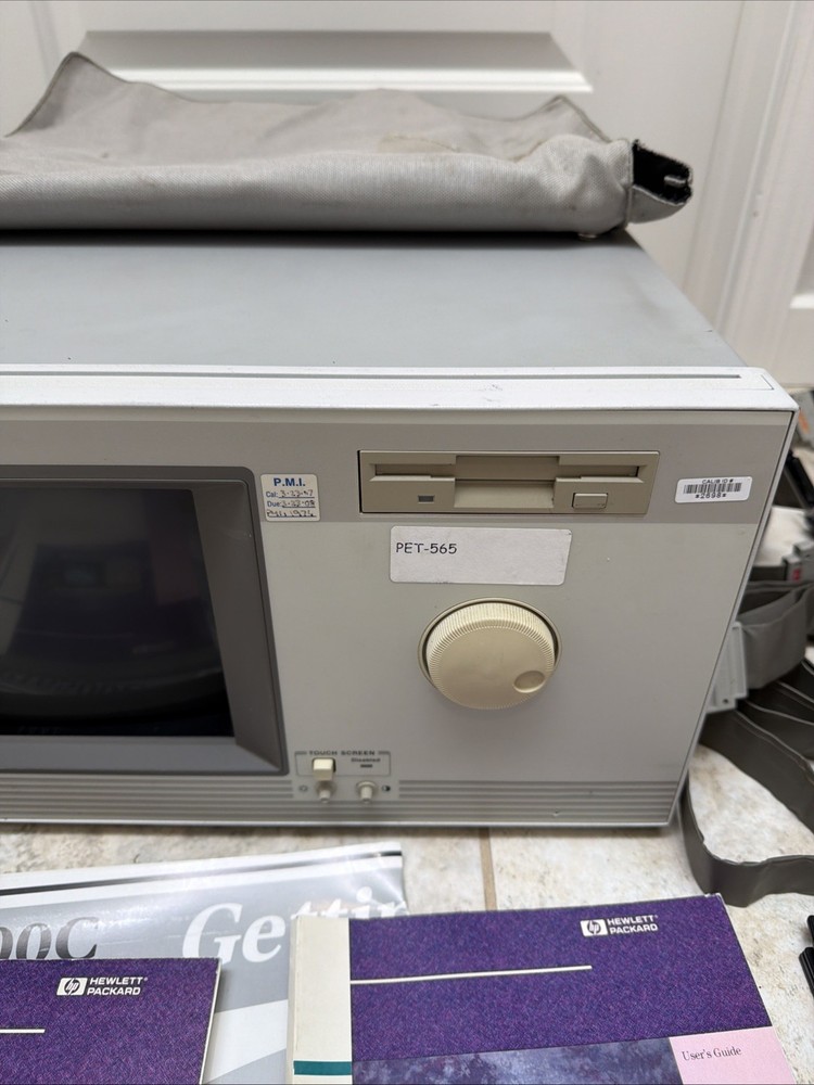 HP 16500C Logic Analyzer Mainframe Tested Disks Manuals Cables No Modules
