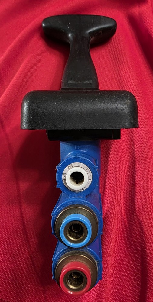 Used Bendix Trailer Brake Valve K024929
