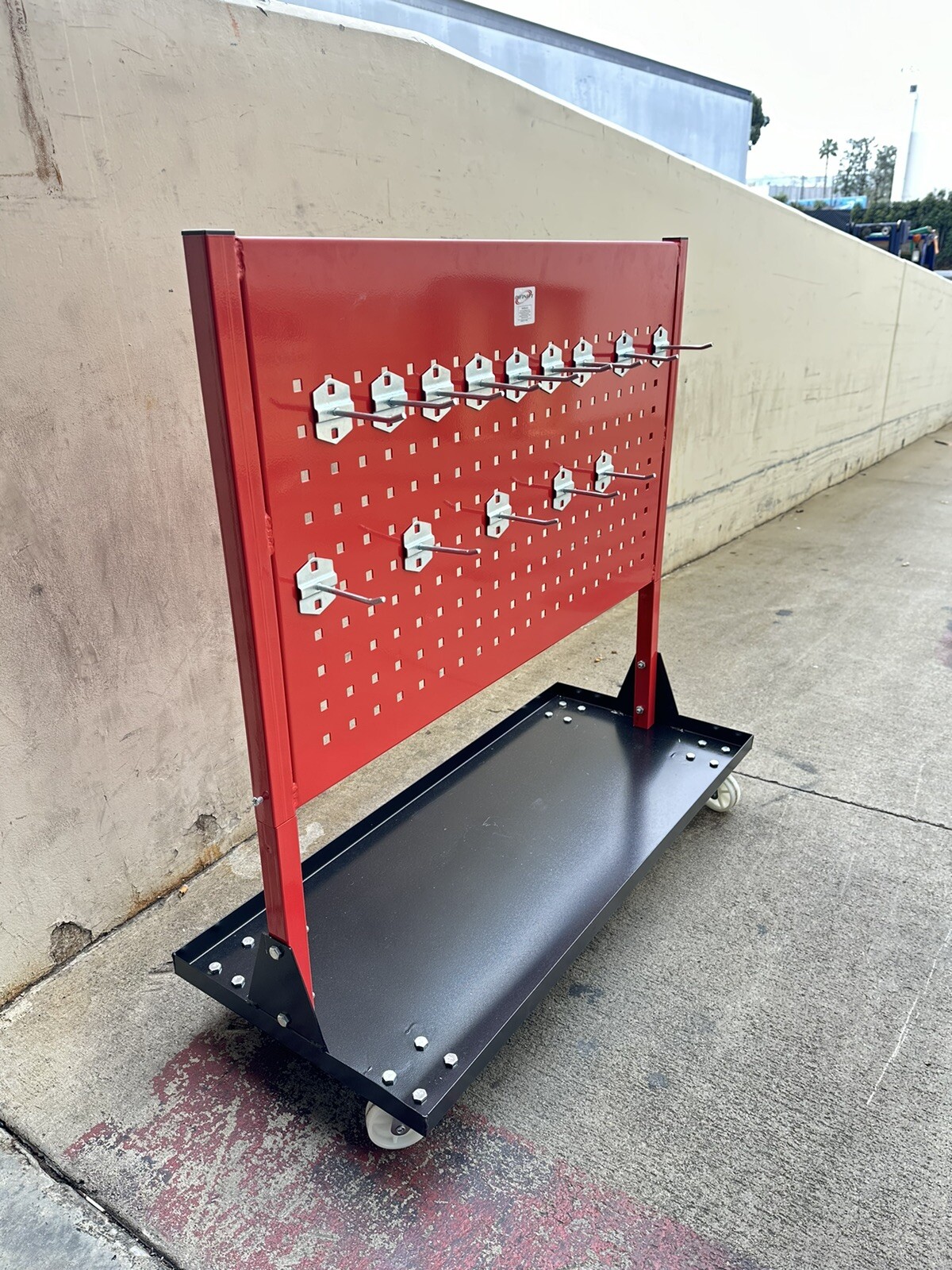 Hanging Peg Metal Board Portable Rack Cart For Auto Body Frame Pulling Clamps