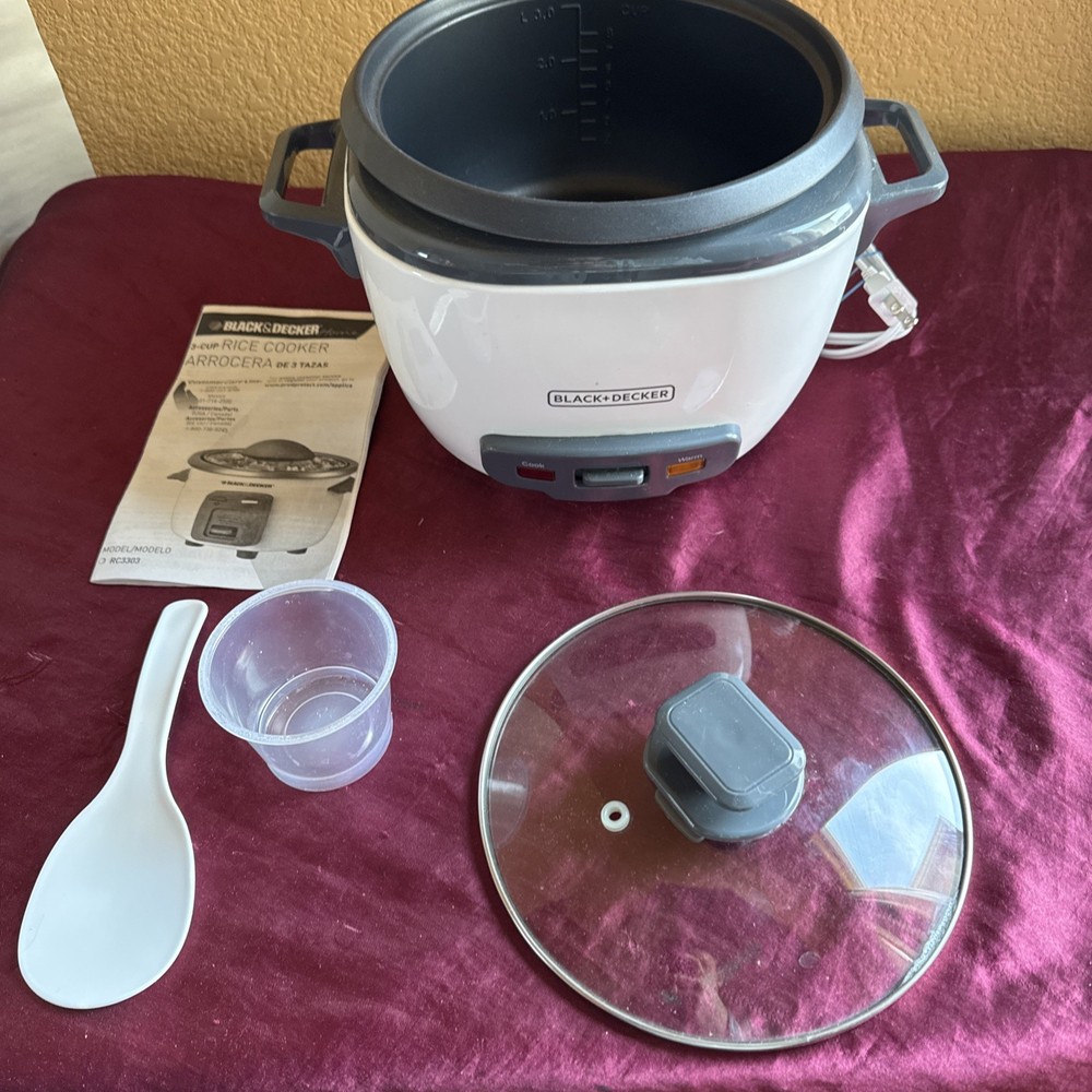Black and Decker White 3-Cup Rice Cooker RC3303