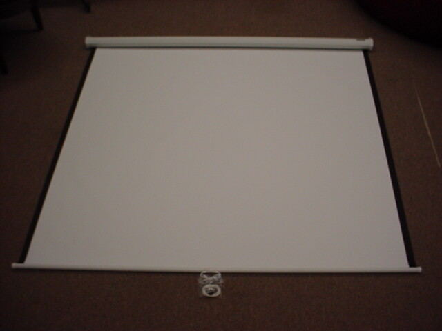 Da-Lite 40188, Model B, 70" x 70" matte white, projection wall or ceiling screen