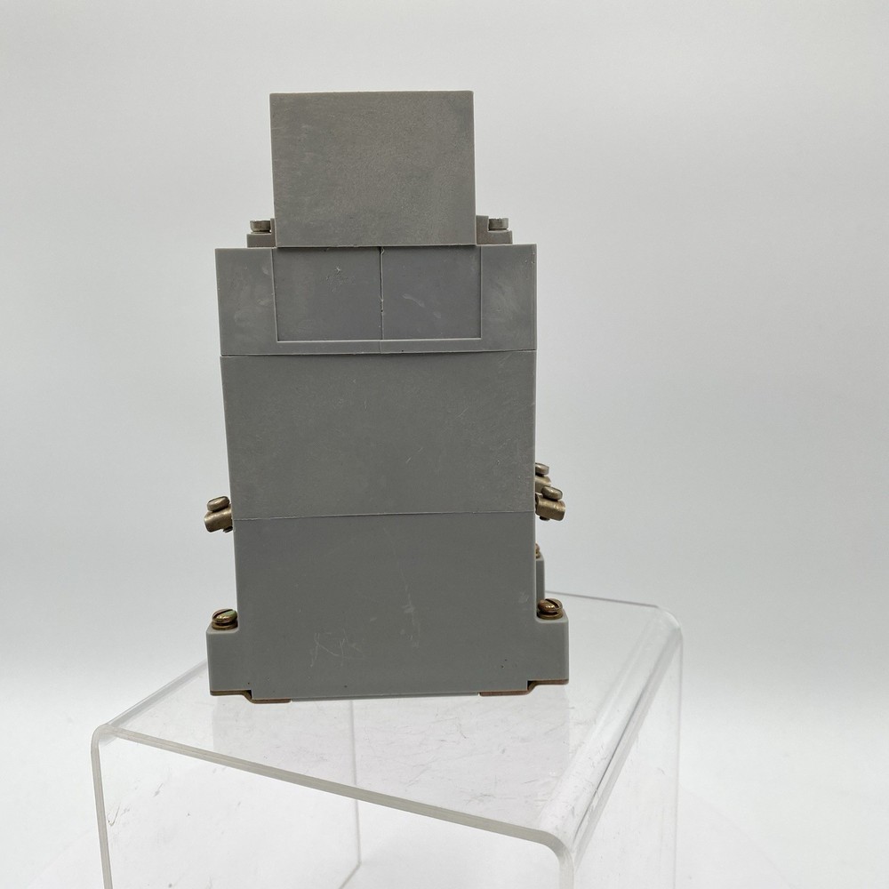 ALLEN BRADLEY 700-RT00N110A1 Series A Solid State Timer 2-120 Second On Delay