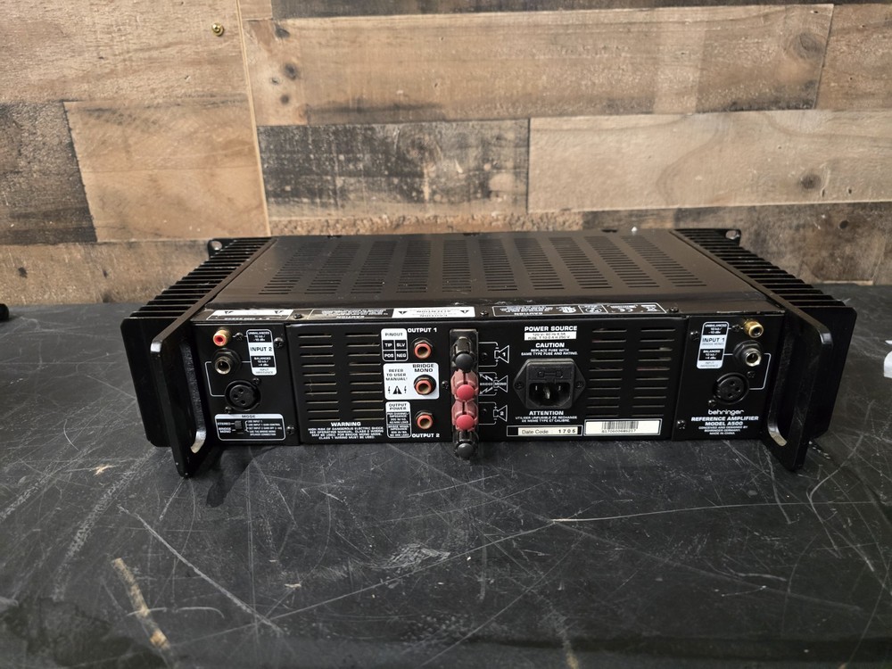Behringer A500 Professional 500W Reference Class Studio Power Amplifier