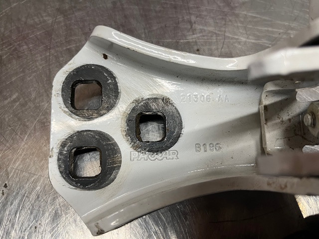 PETERBILT PETERBILT HINGE-DOOR LOWER R48-1053