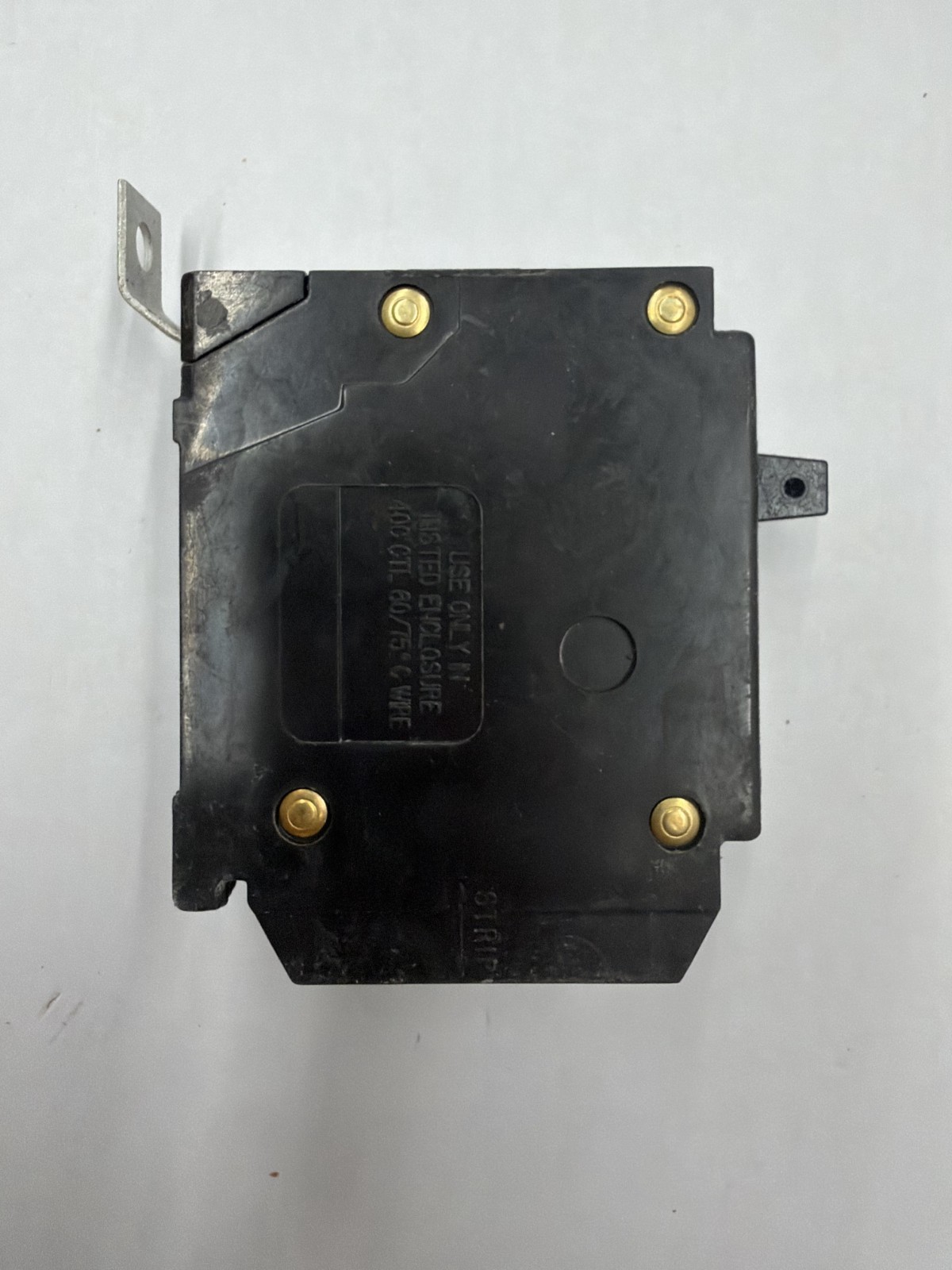 Eaton DNBA2020 - Double 20Amp/1Pole - Duplex Circuit Breaker