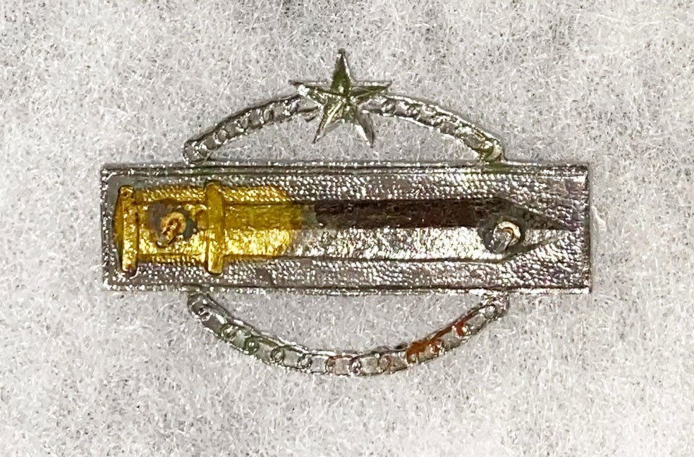 ROK / SKN Army Close Combat Badge