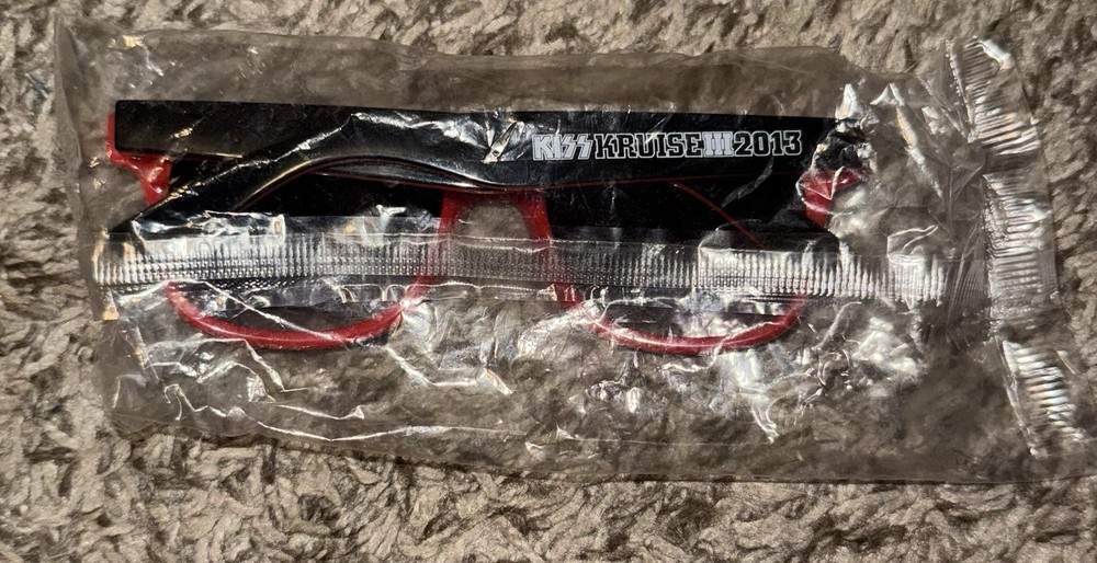 2013 KISS KRUISE 3 III OFFICIAL SUNGLASSES NEW Rare