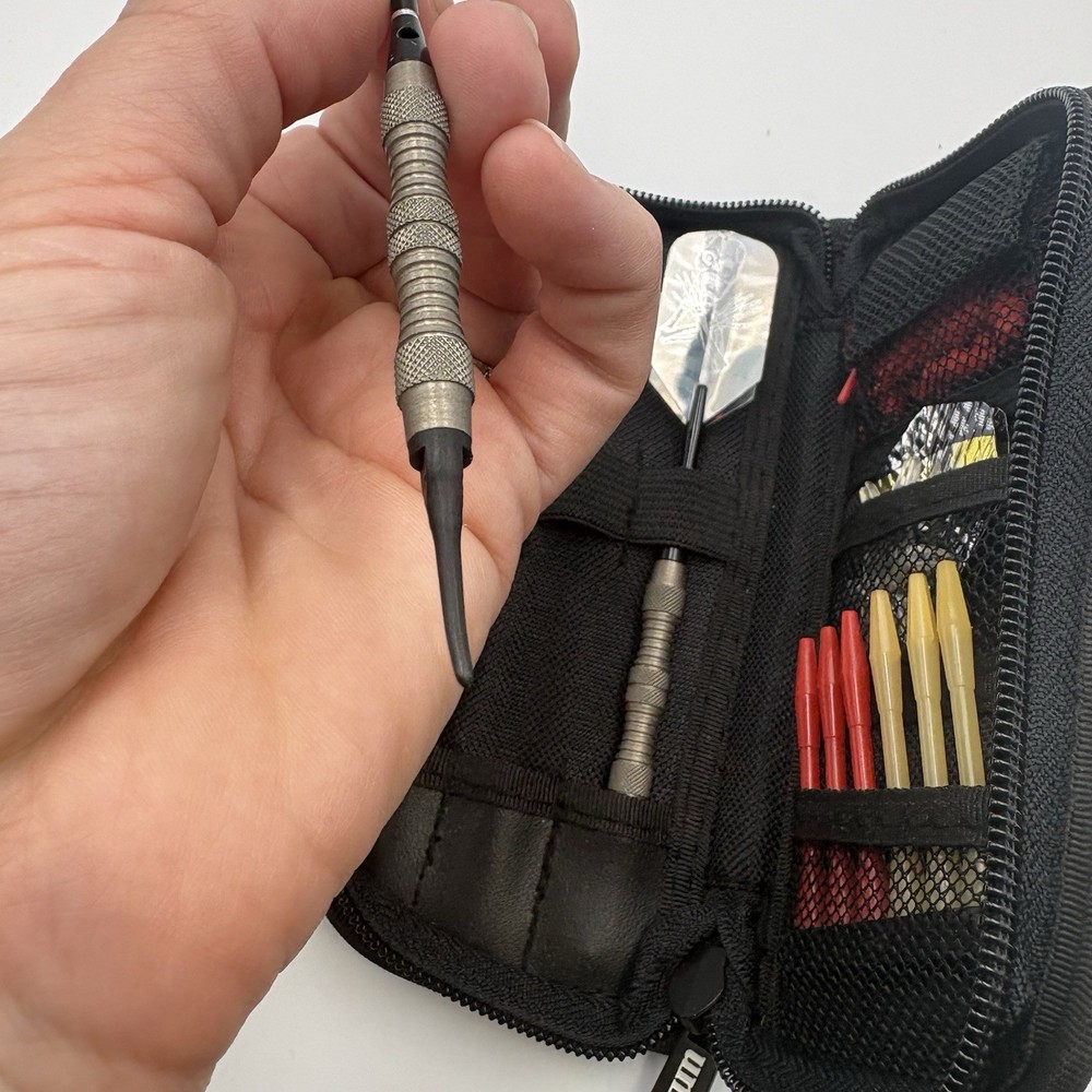 Unicorn Dart Set (3) Darts, flights, storage set