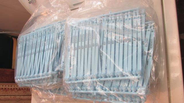 400 Blue Ear Tags Strap Snap