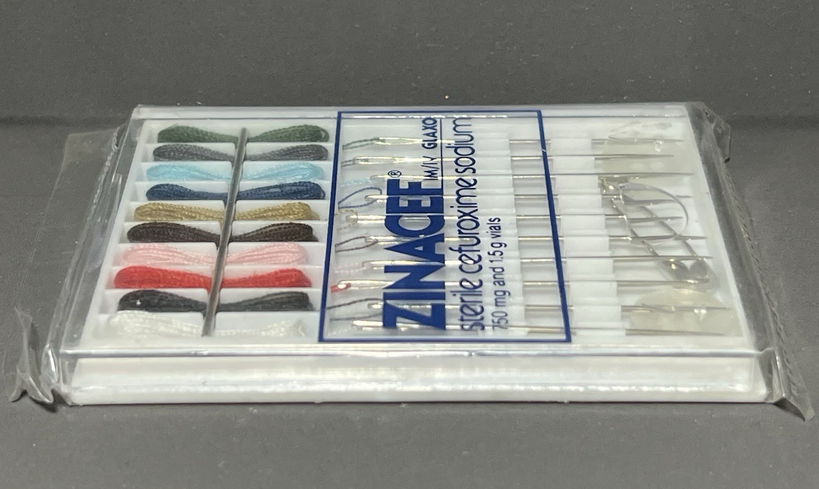 Vintage Zinacef Cefuroxime Glaxo Drug Rep Promo Mini Plastic Sewing Kit 3 x 2 in
