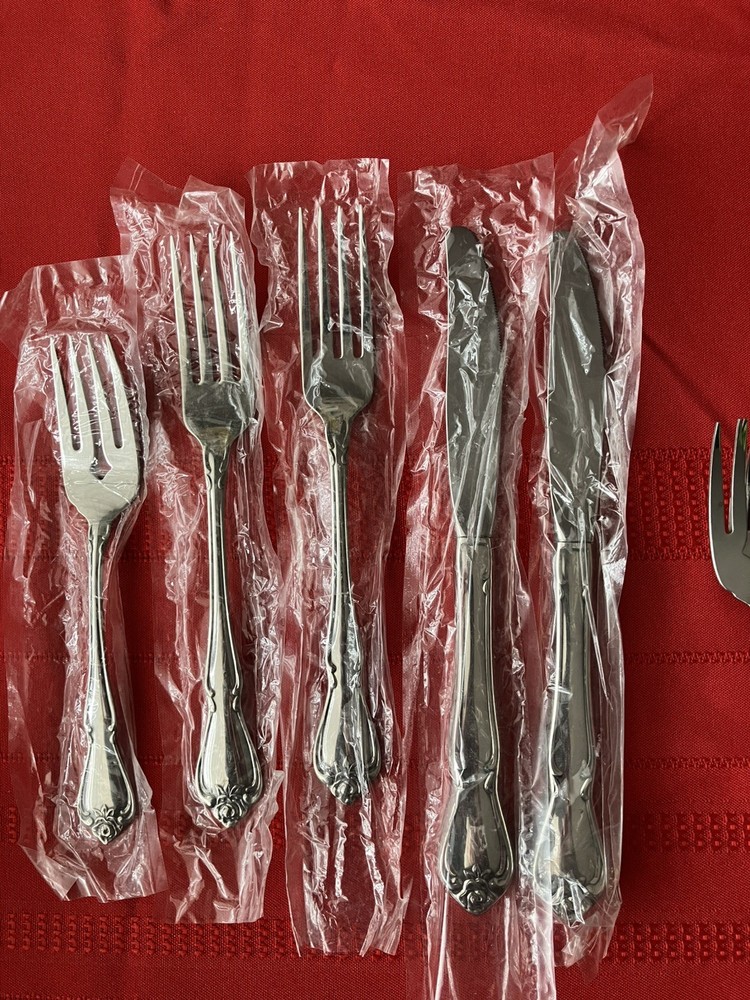 Oneida Arbor Rose Flatware - 14 Replacement Pieces Stainless Spoon Fork Knife