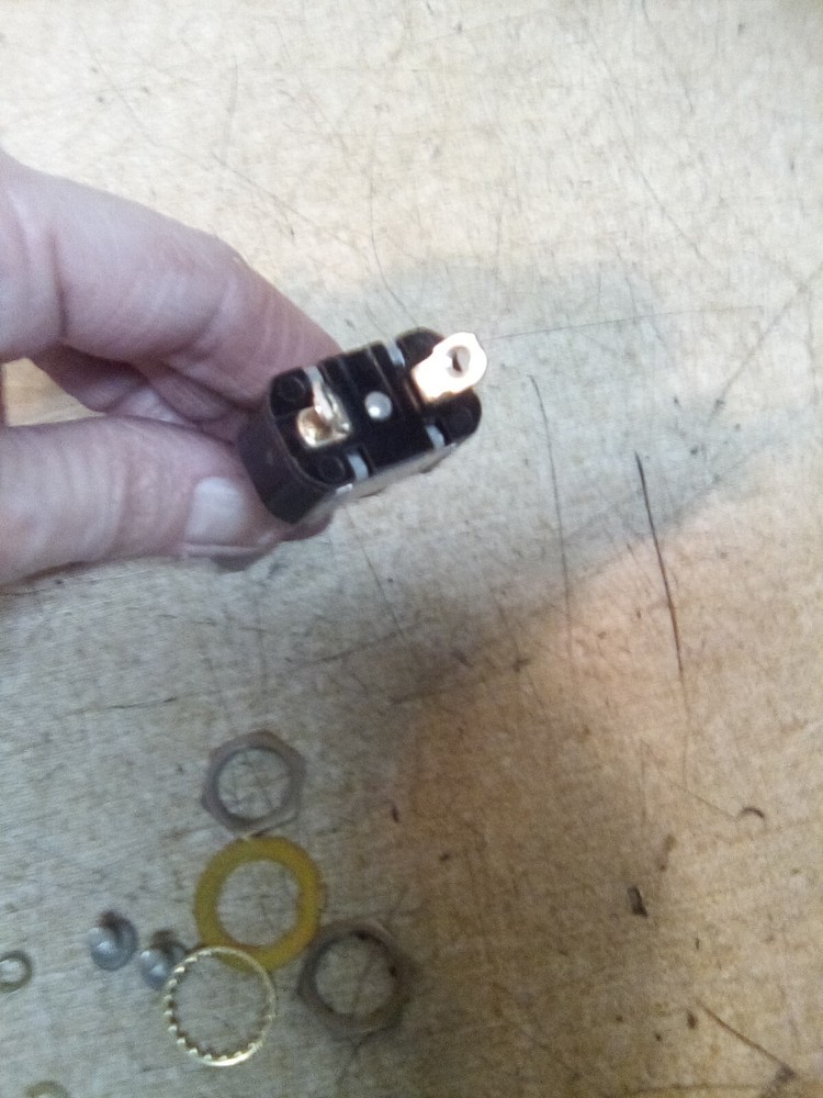 Eaton 8857K48 MS2512-E2 Lock Lever Toggle Switch