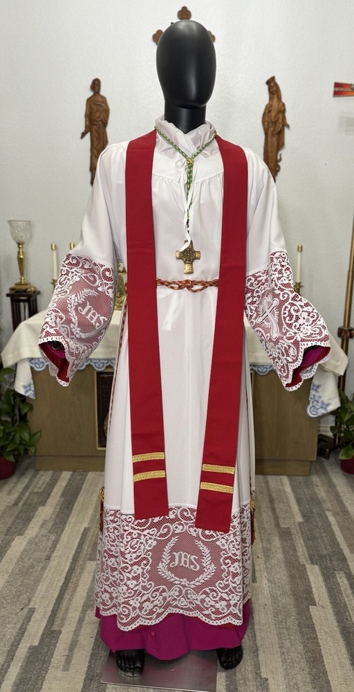 RED VESTMENT CHASUBLE & STOLE (R0058)