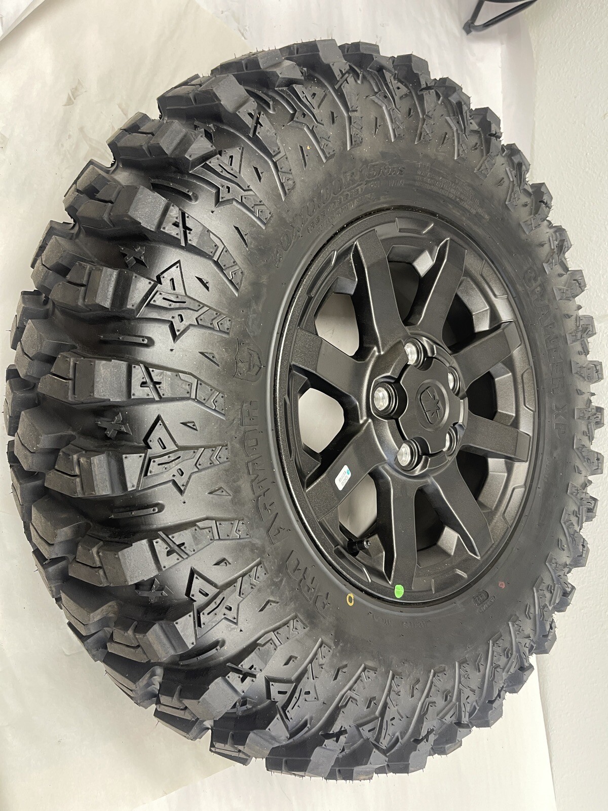 POLARIS XPEDITION FRONT WHEEL TIRE 30X10x15 PRO ARMOR CRAWLER XP 2024-2025 (1)