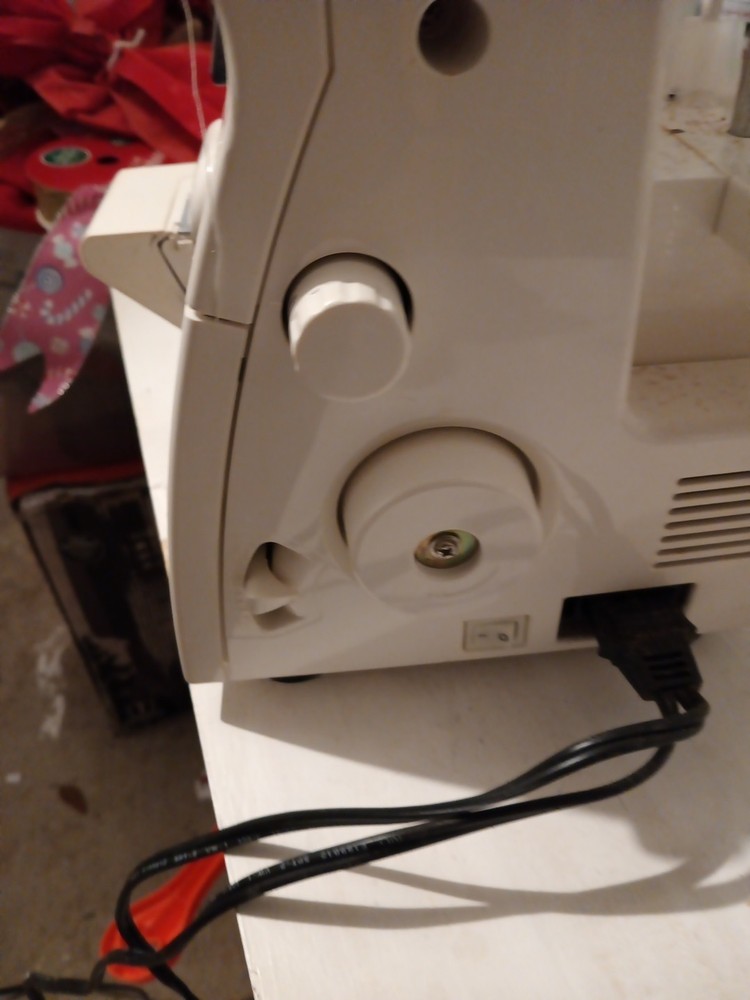 sewing machine singer