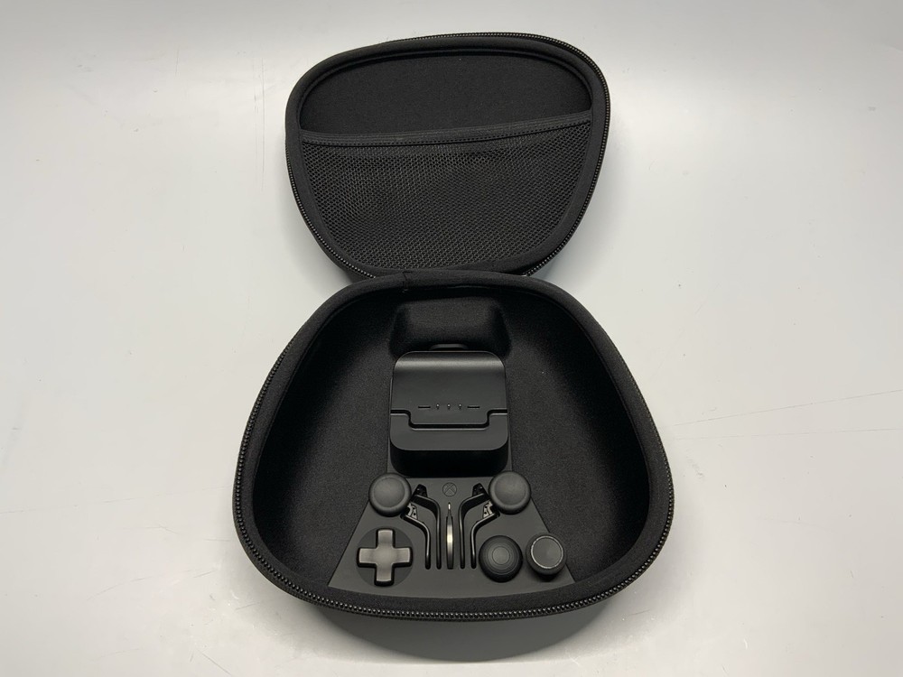 Xbox Elite Controller Series 2 With Carrying Case NO CORD