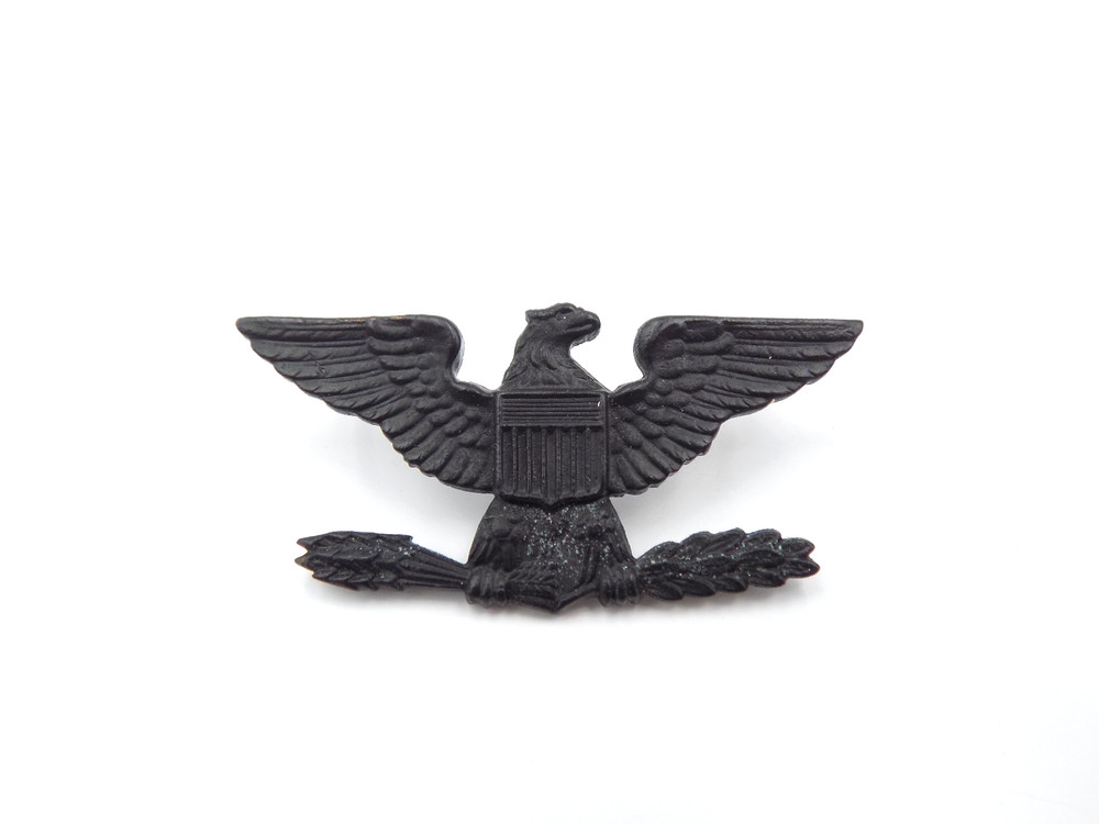 Original US Army Colonel Eagle Subdued Collar Insignia KREW GI