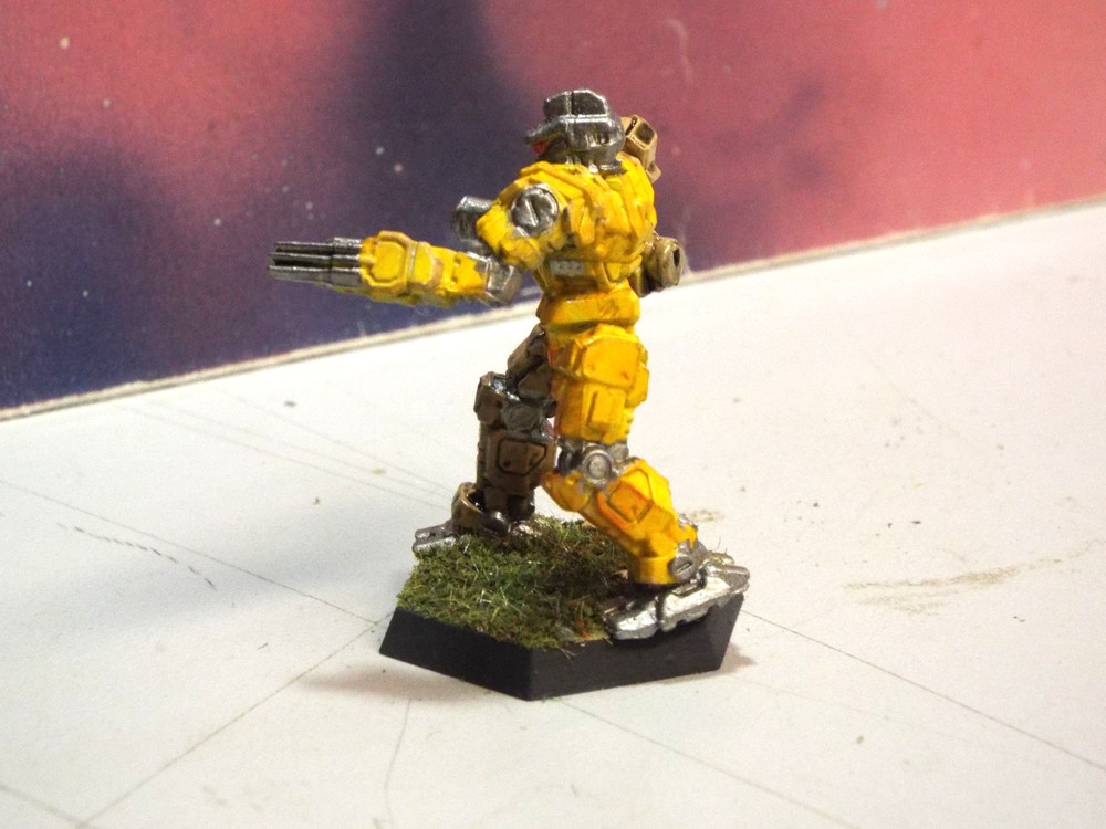 BATTLETECH CENTURION MECH (CATALYST, PLASTIC, PAINTED)