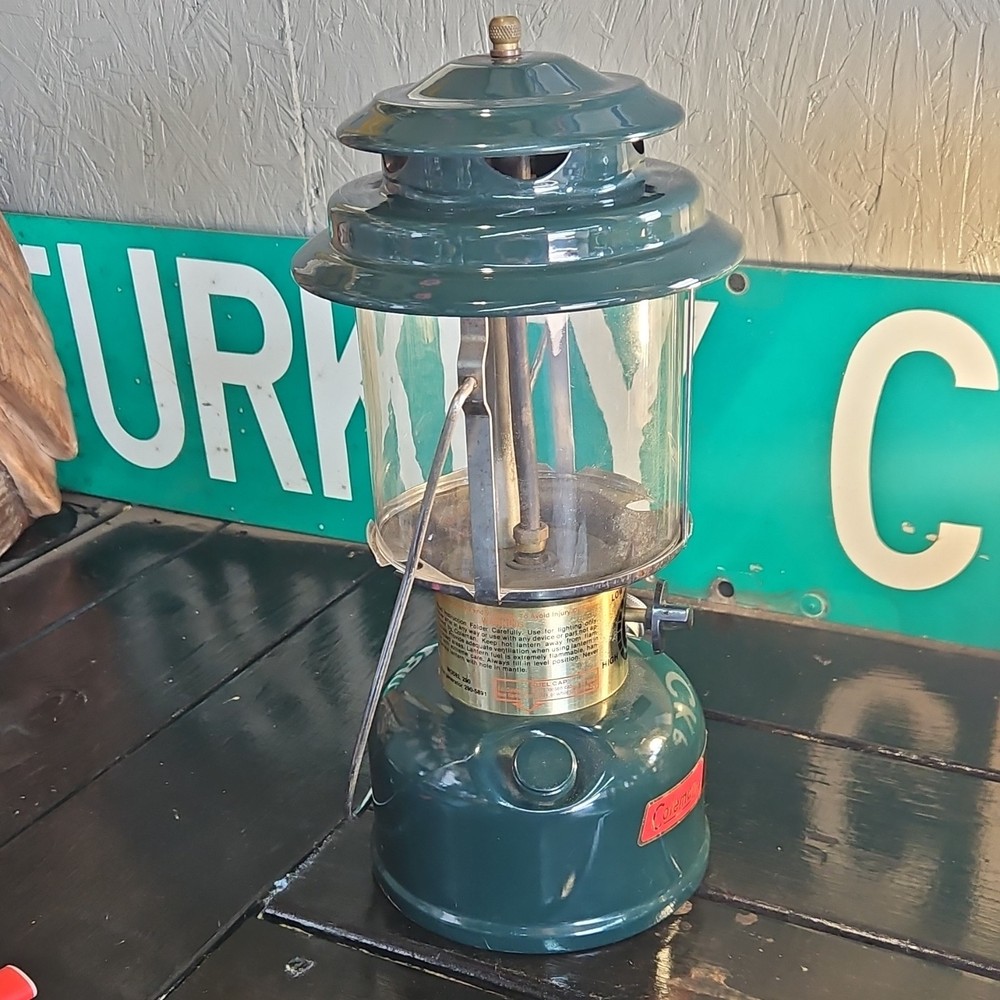 Coleman CLX 290 Lantern