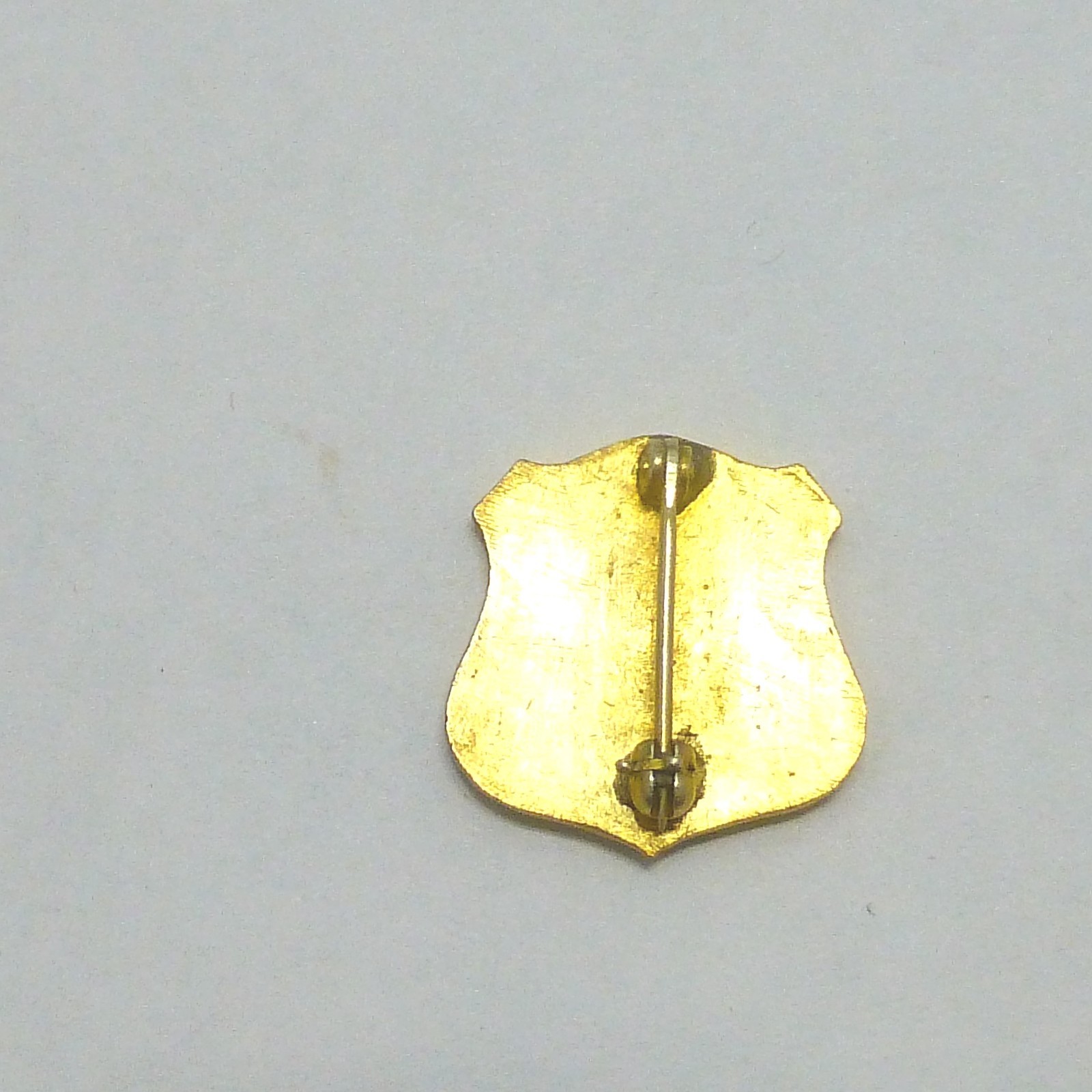 Vintage metropolitan police DC Washington mini badge lapel hat pin
