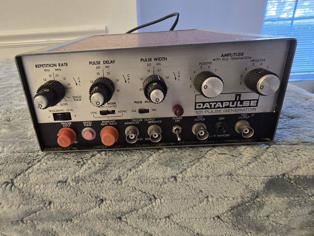 Datapulse 101 Pulse Generator – Vintage Test Equipment