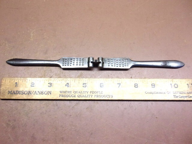 Vintage Steel Nutcracker Holiday Kitchen Tool Multi-Size Nut Cracker Tool LQQK!