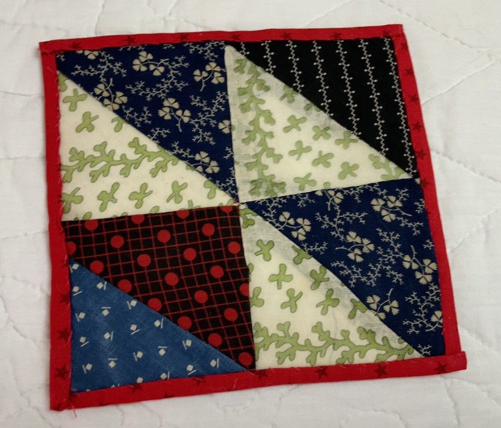 Antique Vintage Patchwork Small Doll Quilt Or Table Topper, 4 Patch W/ Triangles