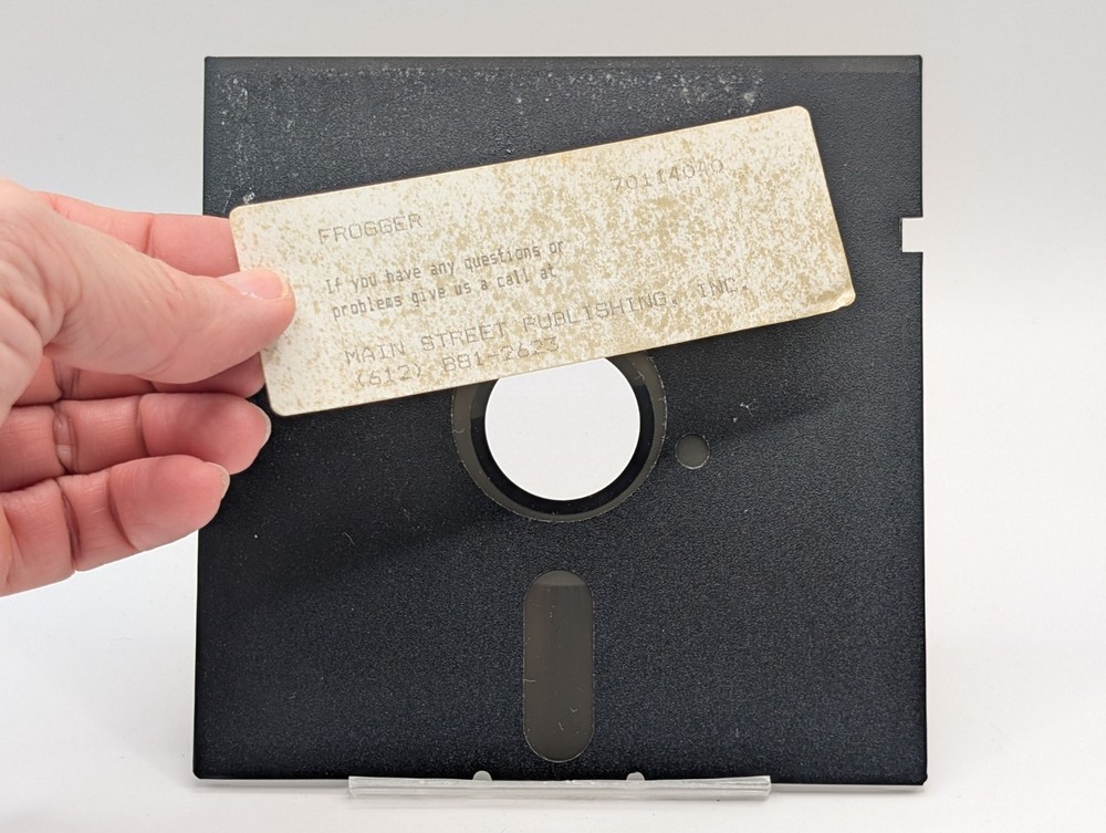 Frogger IBM PC 5 1/4 inch floppy disk computer game