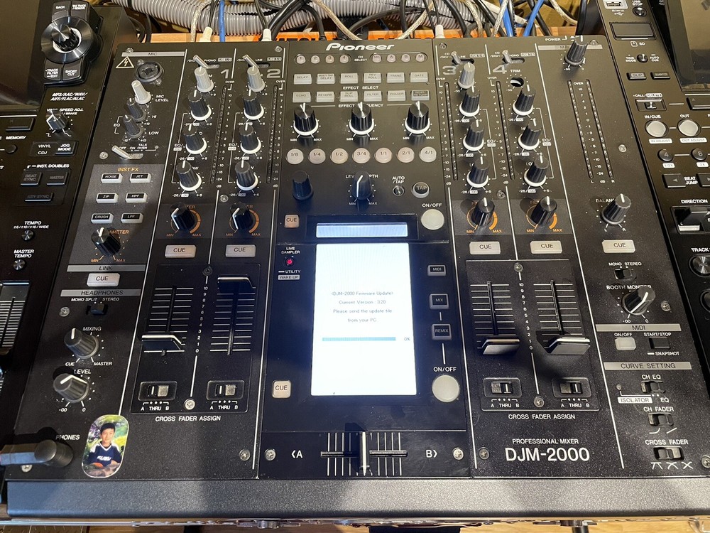 Pioneer DJM-2000