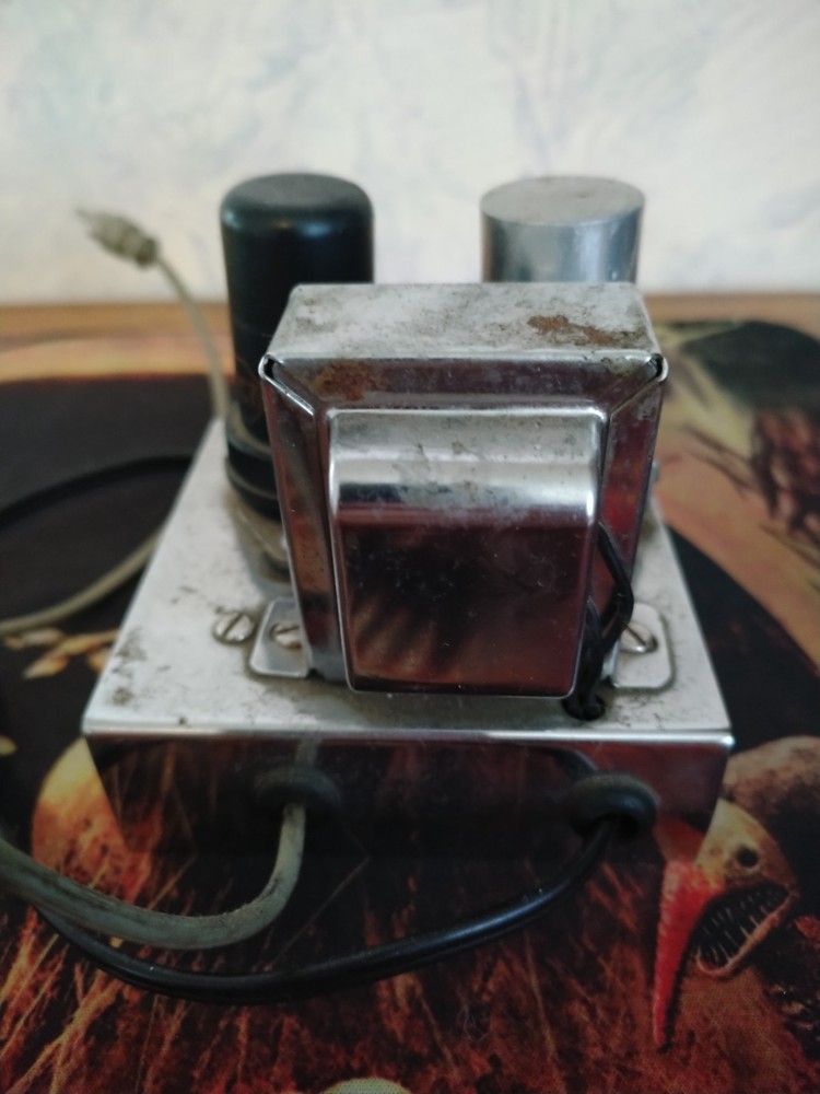 Armaco Preamplifier 105-125 Volts (Untested)