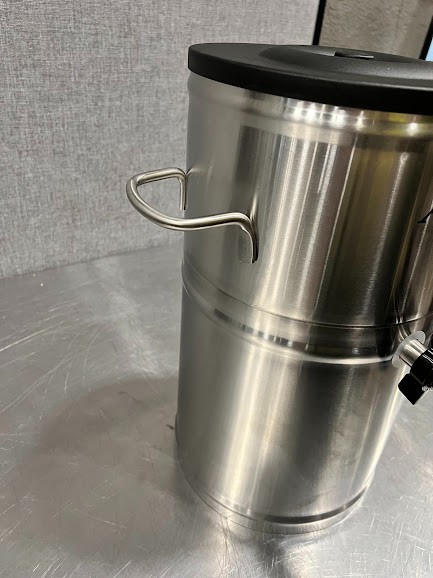 Avantco ITD2-GRD-MV 2 Gallon Round Iced Tea Dispenser with Stainless Steel Valve