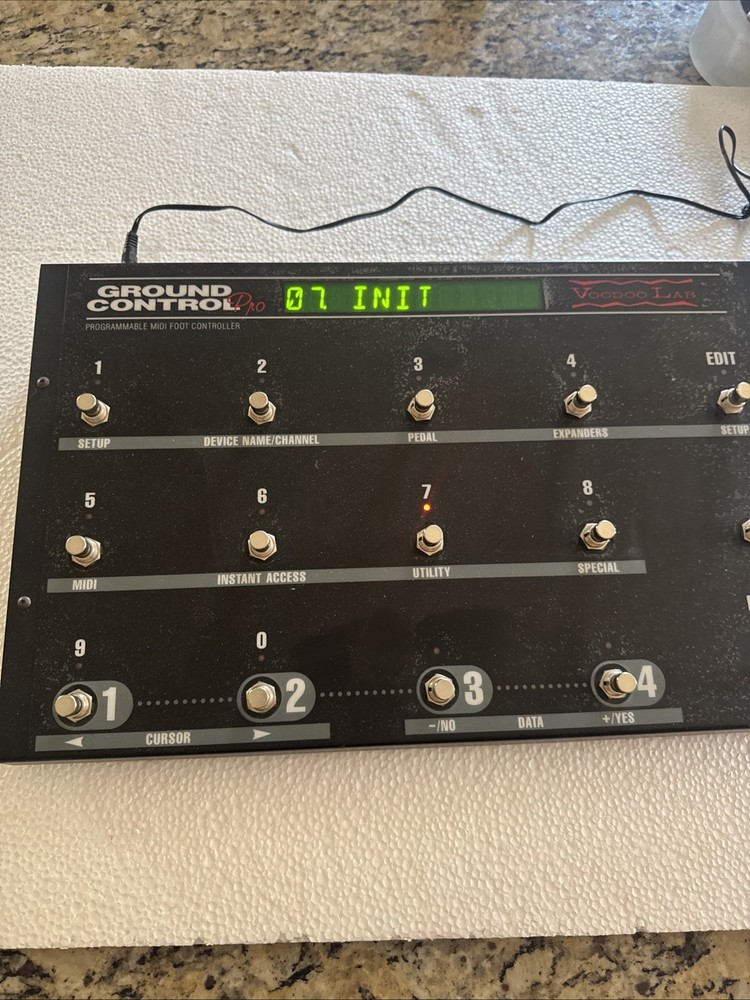 Voodoo Lab Ground Control Pro Guitar Rig MIDI Switching System