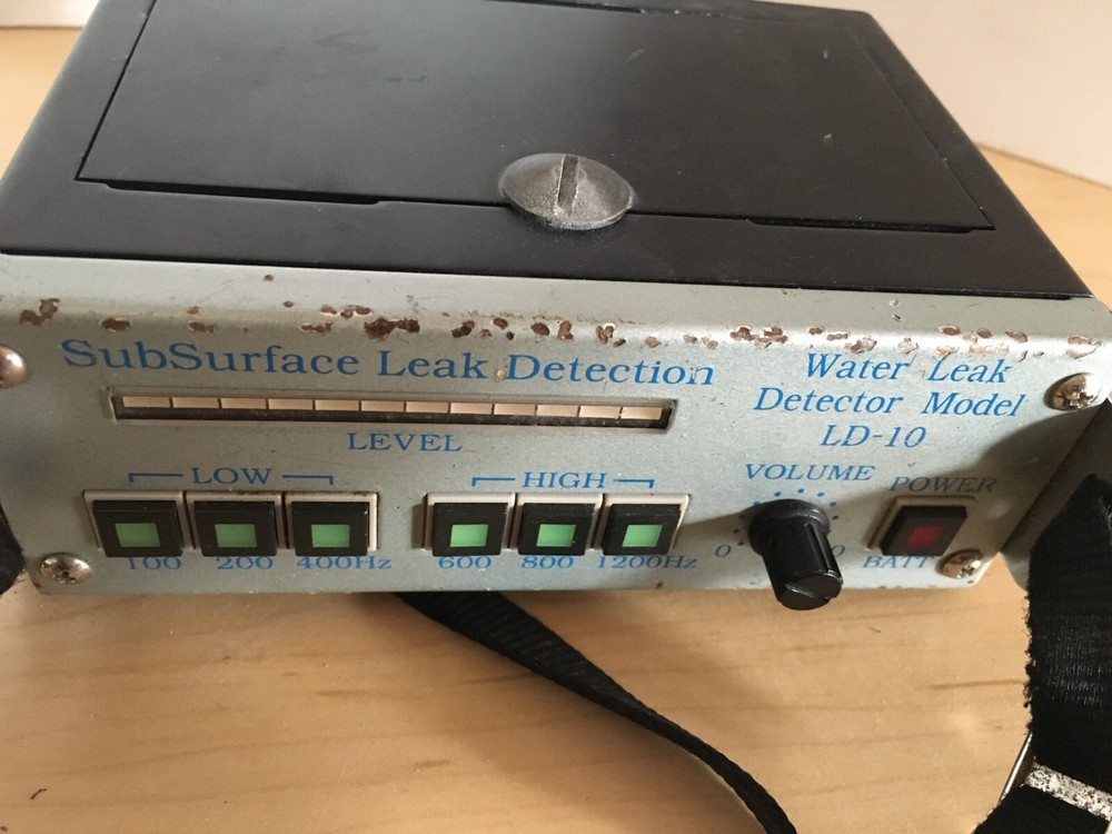 SubSurface Leak Detection LD-10 Water Leak Detector in Case