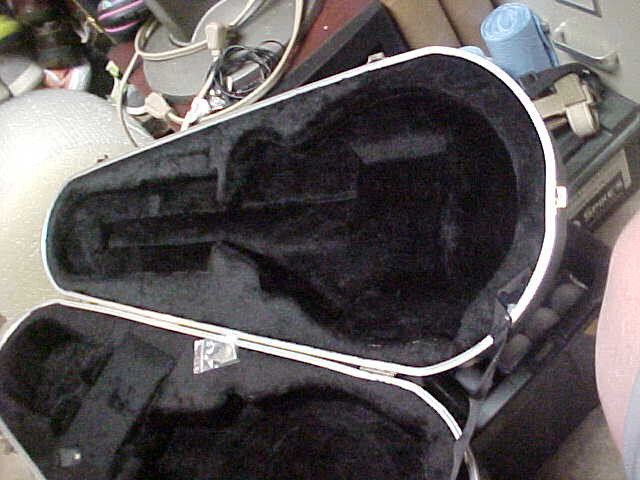 Mandolin Locking Hard Case with Keys