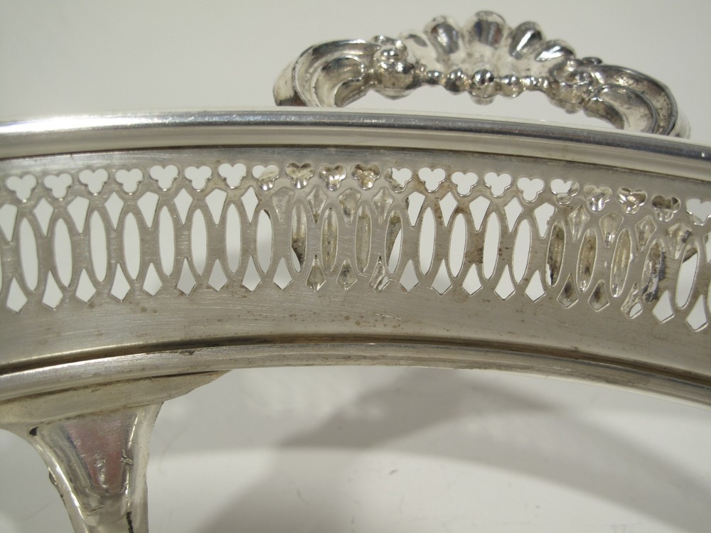 F B Rogers Silverplate 1543 Round Footed Covered Casserole Dish 2 Qt. VTG Pyrex