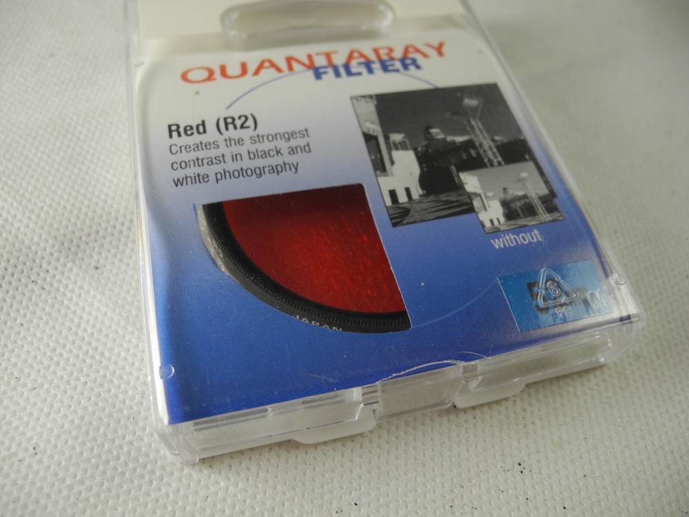 QUANTARAY PERFECT RED 2 52mm FILTER WITH CASE